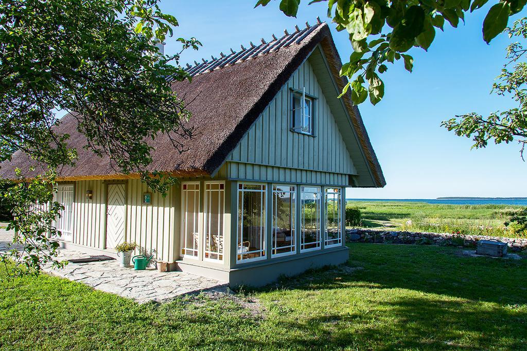 Hansi Puhkemaja Kuivastu Exteriör bild